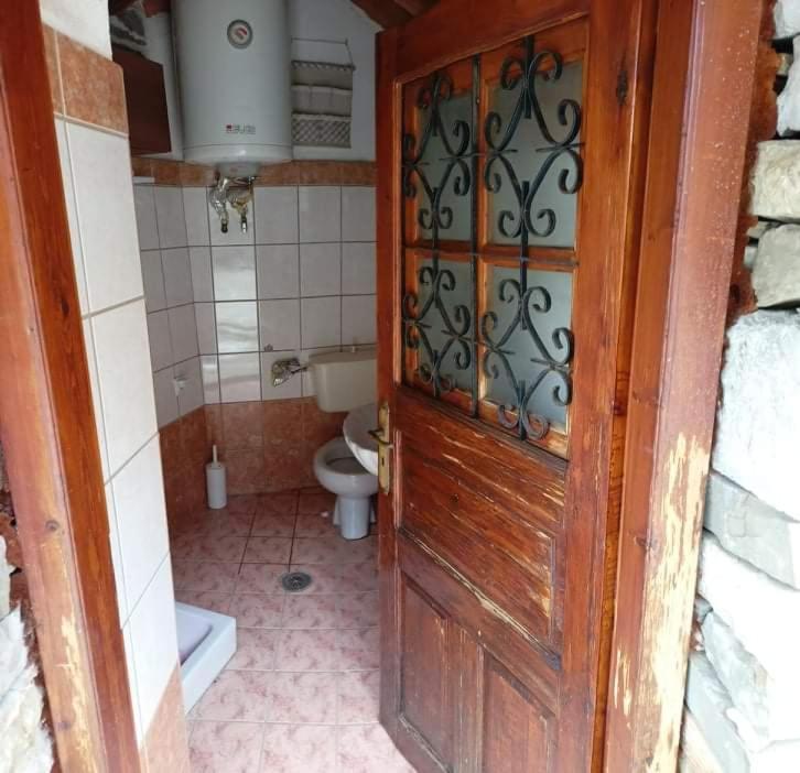 帕皮康Ανδρομέδα: Παραδοσιακό Κατάλυμμα别墅 外观 照片