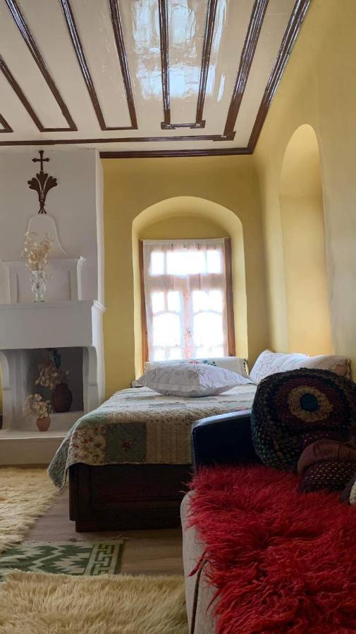 帕皮康Ανδρομέδα: Παραδοσιακό Κατάλυμμα别墅 外观 照片